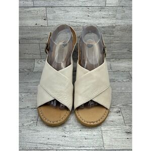 Born Hand Crafted Women Cream Leather Crisscross Block Heel Slingback Sandal 10M
